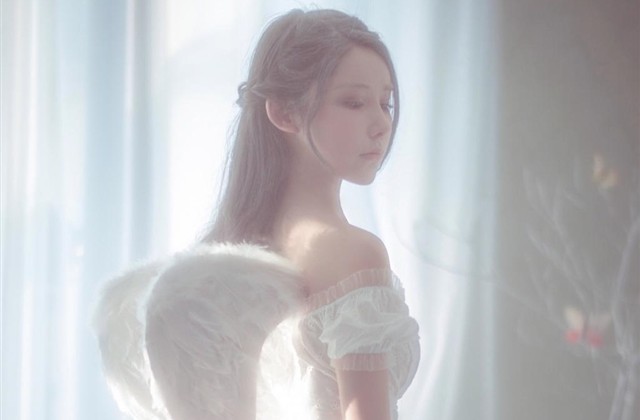 女生失眠熬夜说说心情短语
