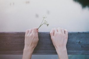 ​小孩生日宴请邀请短信 三周岁生日感言朋友圈