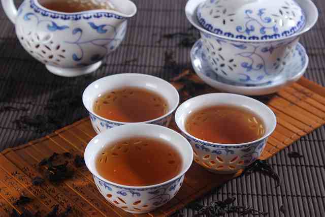 写一段品茶文字表达人生感悟（精选32句）