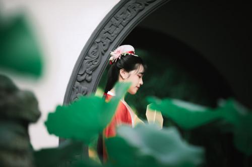 实用的形容心情伤感的句子34条