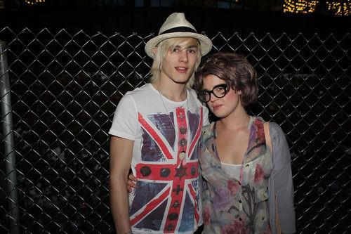 2025年简洁的哲理句子摘录68条